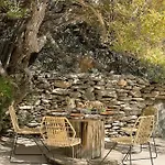 Resort Kea Retreat *